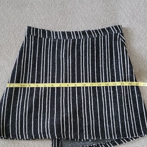 Urban Outfitters Black and White Striped Skirt - Size Small - Picture 7 of 11